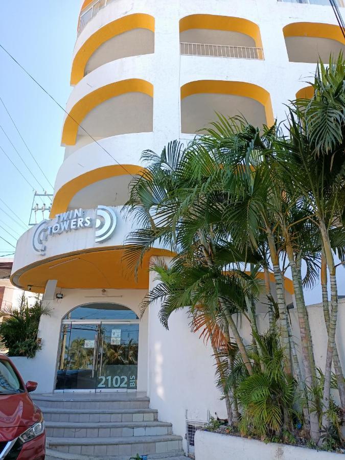 Twin Towers Tres Mares Apartment Acapulco Exterior photo